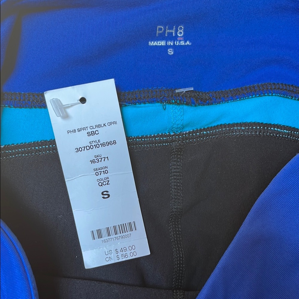 Black and Blue Cropped Athletic Pants - Picture 2 of 8